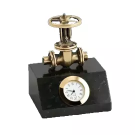 Часы из бронзы и змеевика "Задвижка"