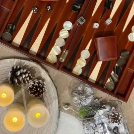 Эксклюзивный набор для игры в нарды "Louis" из кожи, коричневый, большой Эксклюзивный набор для игры в нарды "Louis" из кожи, коричневый, большой