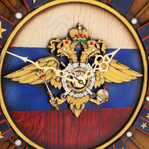 Настенные часы из дуба "Долгий путь. МВД"