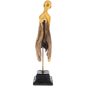The author's sculpture made of wood "The Guardian"