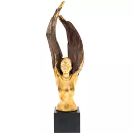 Авторская скульптура из дерева "Восторг"