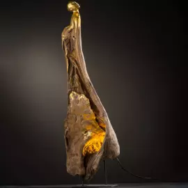 Авторская скульптура-светильник из дерева "Феникс"