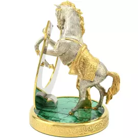 Souvenir "Horse with a horseshoe" malachite