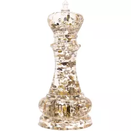 Скульптура в виде шахматной фигуры "Король / King"