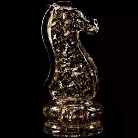 Скульптура в виде шахматной фигуры "Конь / Knight"