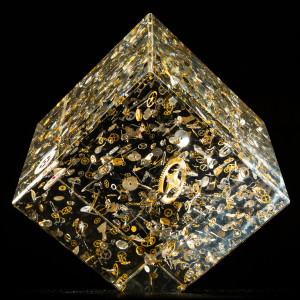 Sculpture "Time Squared" large cube