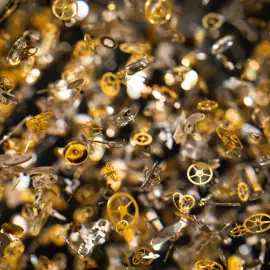 Скульптура "Time Squared" большой куб