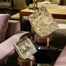 Скульптура "Time Squared" большой куб