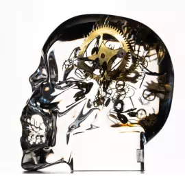 Sculpture "Lost in Time" small skull