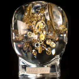 Sculpture "Lost in Time" small skull