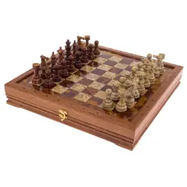 Шахматы "Европейские" из красного дерева, фигуры из красного оникса и мрамора-ракушечника