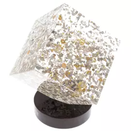 Скульптура "Time Squared" большой куб