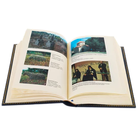 Книга в кожаном переплете "Грузины" в футляре