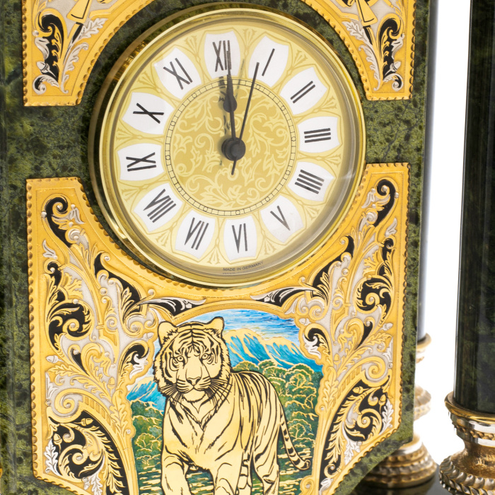Mantel clock made of serpentine "Tiger" Zlatoust
