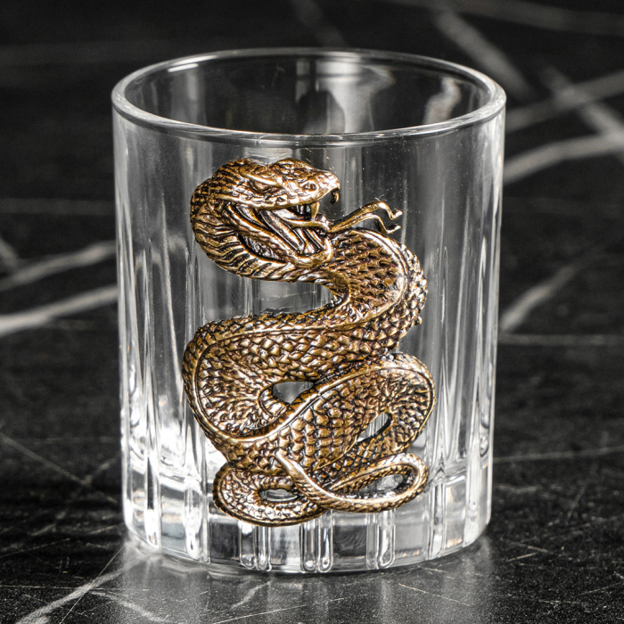 Vodka set "Snake. Timeless" with a damask and stacks, for 6 people, in a casket