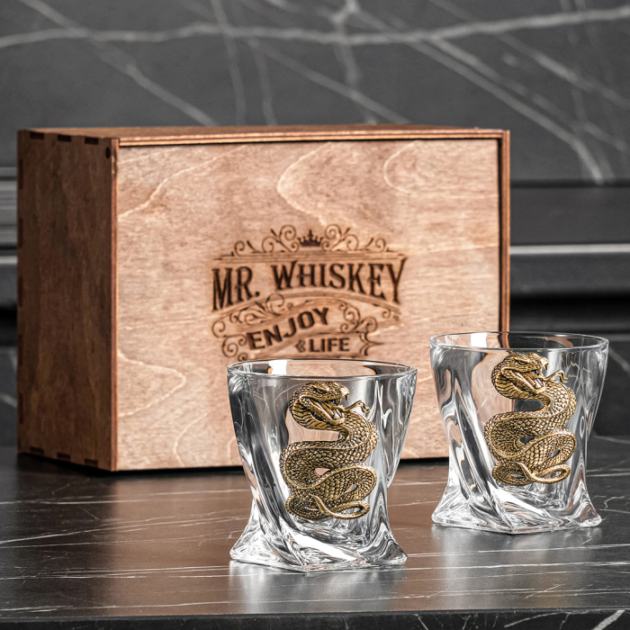 A set of glasses for whiskey "Snake. Quadro" for 2 persons, in a Mr.Whiskey box