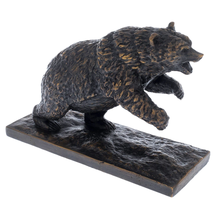 The author's bronze sculpture "The Bear attacks"