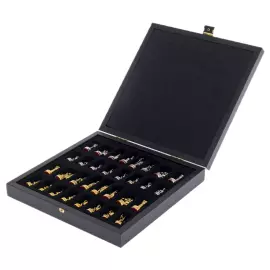 Chess "The Greco-Roman period" is blue