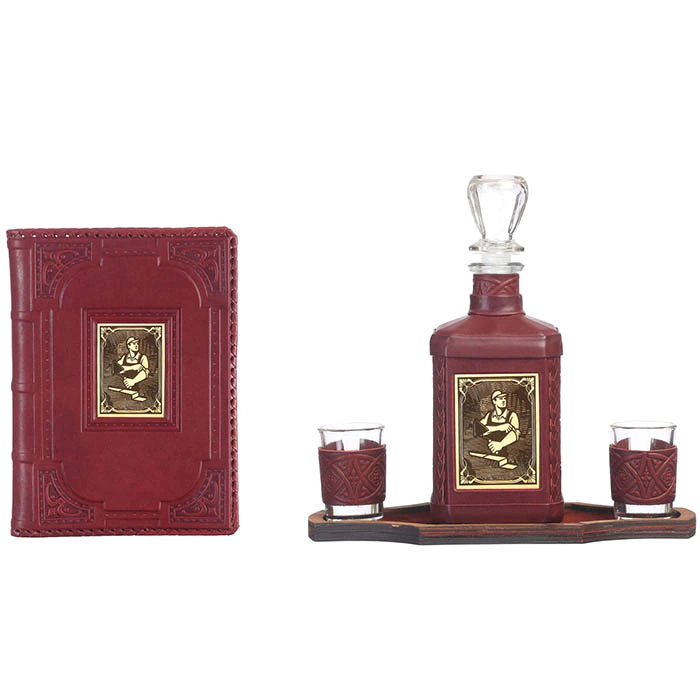 Gift set for the "Builder" with a decanter and a diary