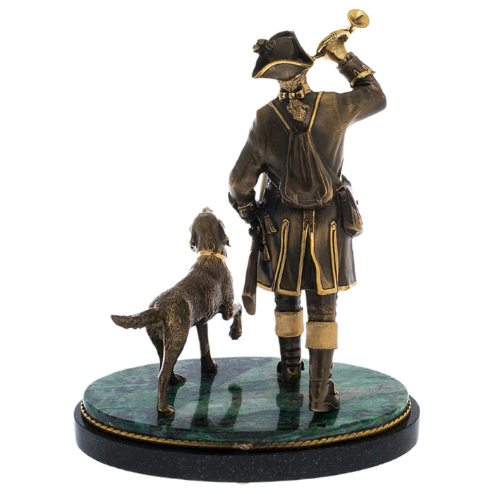 Gift set "Tsar's Hunt" with the book "Russian hunting. Royal" and a statuette