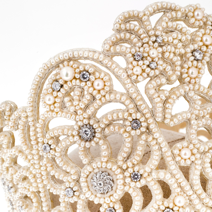 Exclusive author's work "Wedding crown of Novgorod province, XIX century" with Orenburg shawl