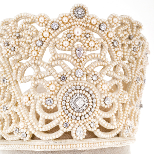 Exclusive author's work "Wedding crown of Novgorod province, XIX century" with Orenburg shawl