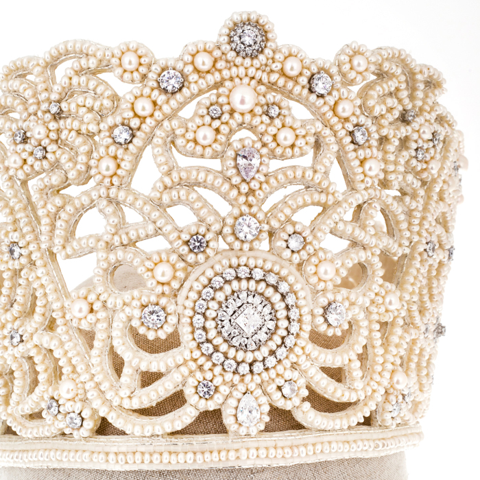 Exclusive author's work "Wedding crown of Novgorod province, XIX century" with Orenburg shawl