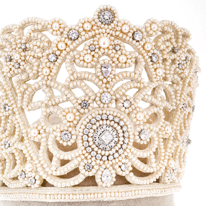 Exclusive author's work "Wedding crown of Novgorod province, XIX century" with Orenburg shawl