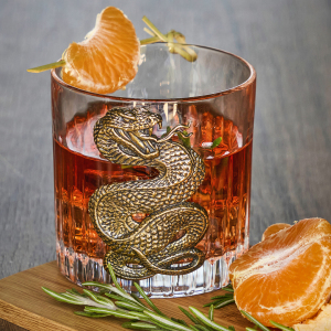 A set for whiskey "Snake. Timeless" with a damask, glasses and glasses, for 6 people, in a casket