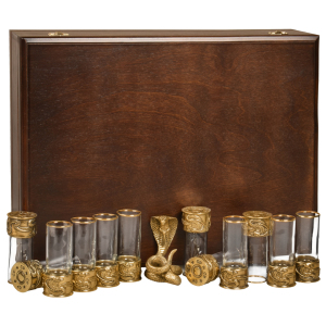 A set of Snake stacks with a figurine, for 12 people, in a box