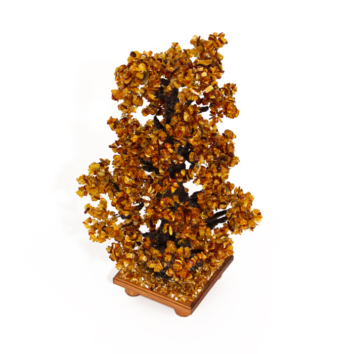 Souvenir made of amber "Money oak"