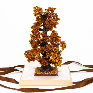 Souvenir made of amber "Money oak"