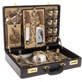 A gift set for a picnic "Bear" for 8 people