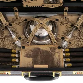 A gift set for a picnic "Bear" for 8 people