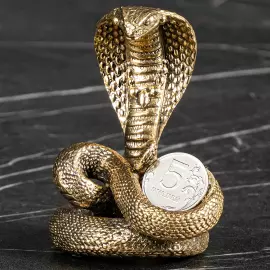 Статуэтка из патинированной латуни "Змея с монеткой"