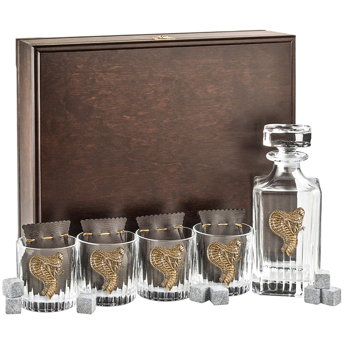 Set for whiskey "Cobra's Head. Timeless" for 4 people, in a box
