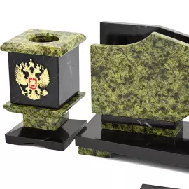 Настольный набор руководителя из змеевика и долерита "Офицерский"