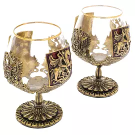 A set of 2 glasses for cognac "Moscow" in a wooden box