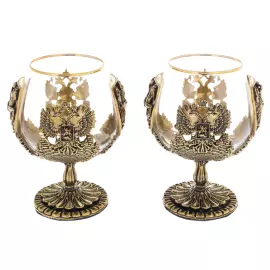 A set of 2 glasses for cognac "Moscow" in a wooden box