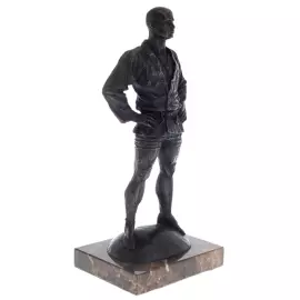 The author's bronze sculpture "Oshchepkov Vasily Sergeevich" on a marble stand