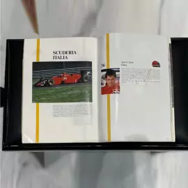 Журнал с 14-ю автографами автогонщиов: Айртона Сенны, Алена Проста, Джонатана Палмера, Найджела Мэнселла, Риккардо Патрезе и других