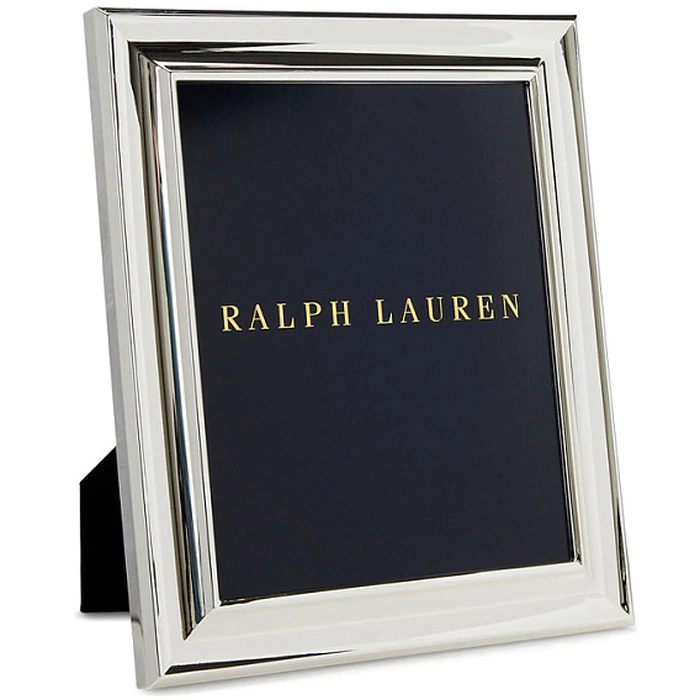 The Olivier photo frame is large