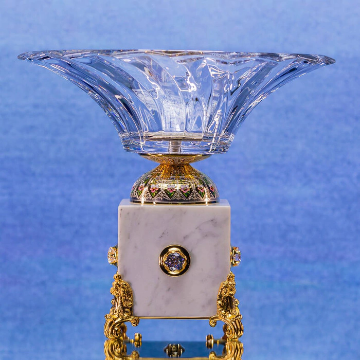 Fruit or candy bowl "Decorated"