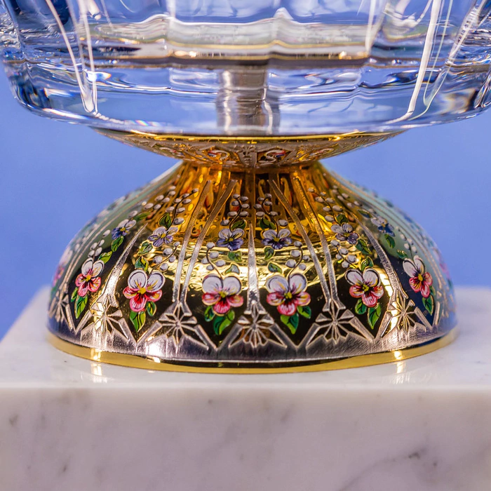 Fruit or candy bowl "Decorated"