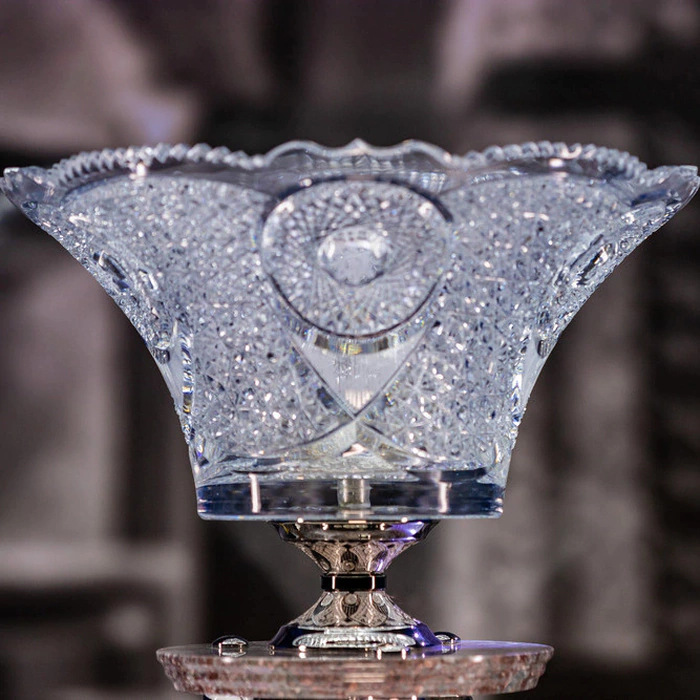 Fruit or candy bowl "Knights"