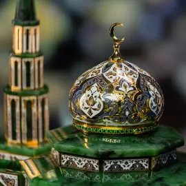 Письменный набор из нефрита "Благодатное Сияние"