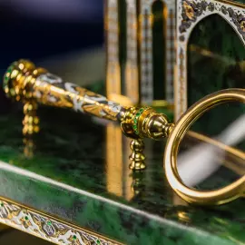 Письменный набор из нефрита "Благодатное Сияние"