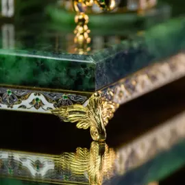 Письменный набор из нефрита "Благодатное Сияние"