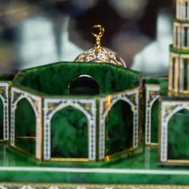 Письменный набор из нефрита "Благодатное Сияние"