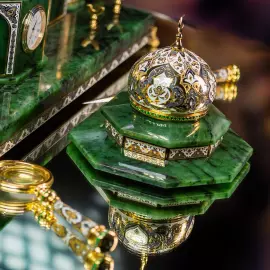 Письменный набор из нефрита "Благодатное Сияние"